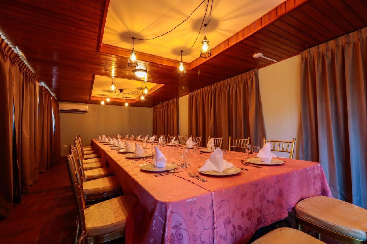 Hotel Faranda Guayacanes, A Member Of Radisson Individuals ชิเตร ภายนอก รูปภาพ