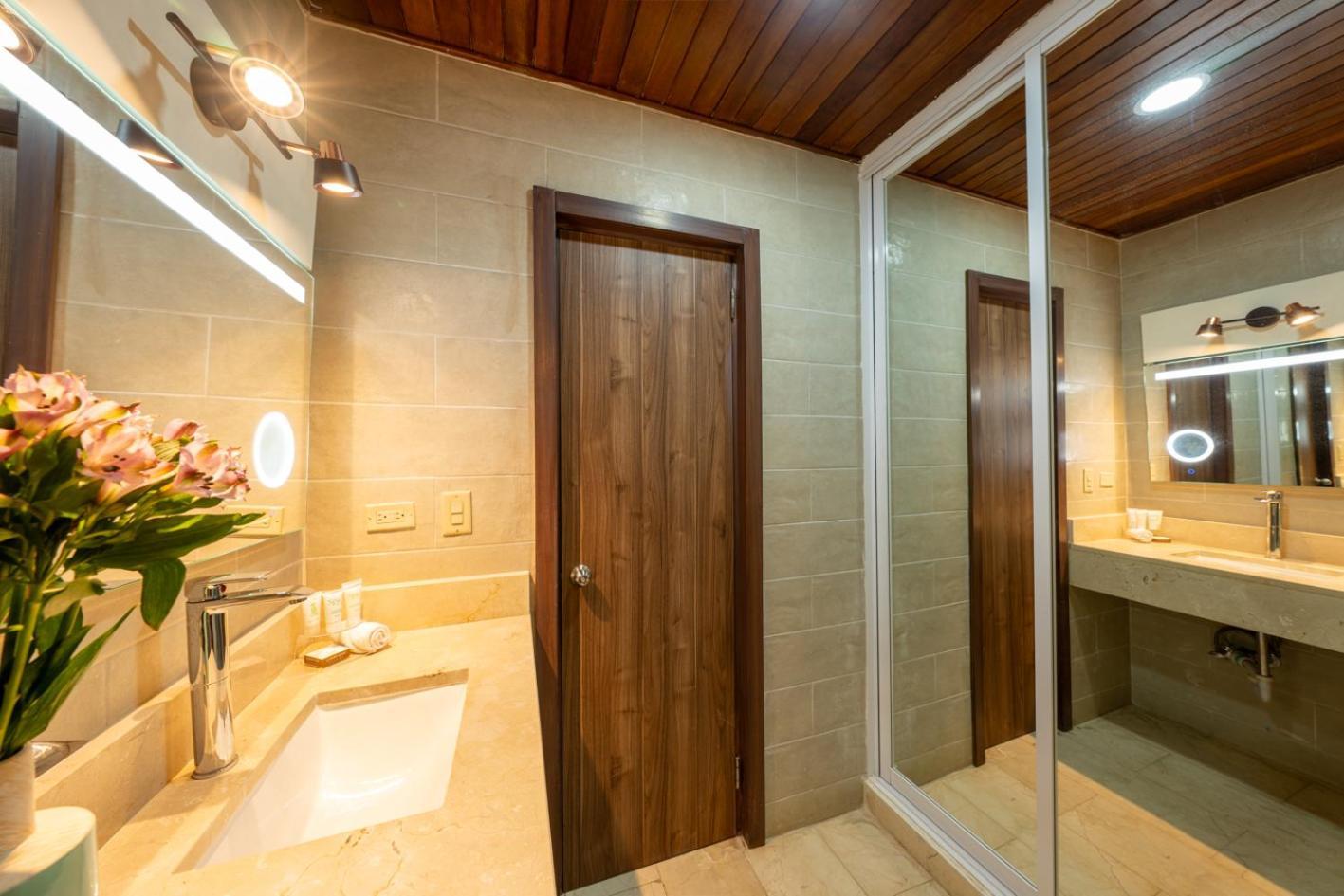 Hotel Faranda Guayacanes, A Member Of Radisson Individuals ชิเตร ภายนอก รูปภาพ