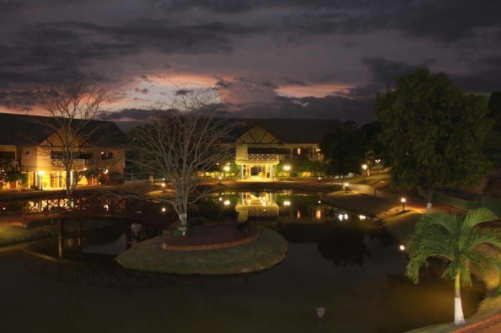 Hotel Faranda Guayacanes, A Member Of Radisson Individuals ชิเตร ภายนอก รูปภาพ
